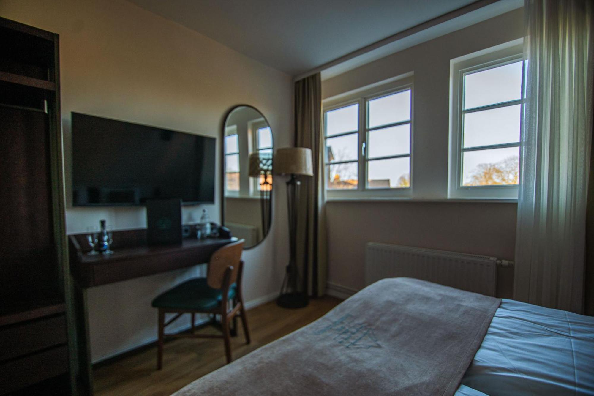 Hotel Ratsmuehle Lueneburg Экстерьер фото
