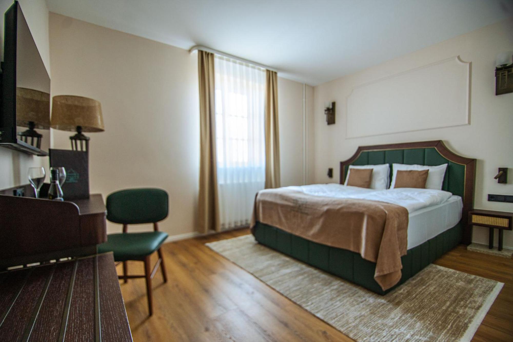 Hotel Ratsmuehle Lueneburg Экстерьер фото